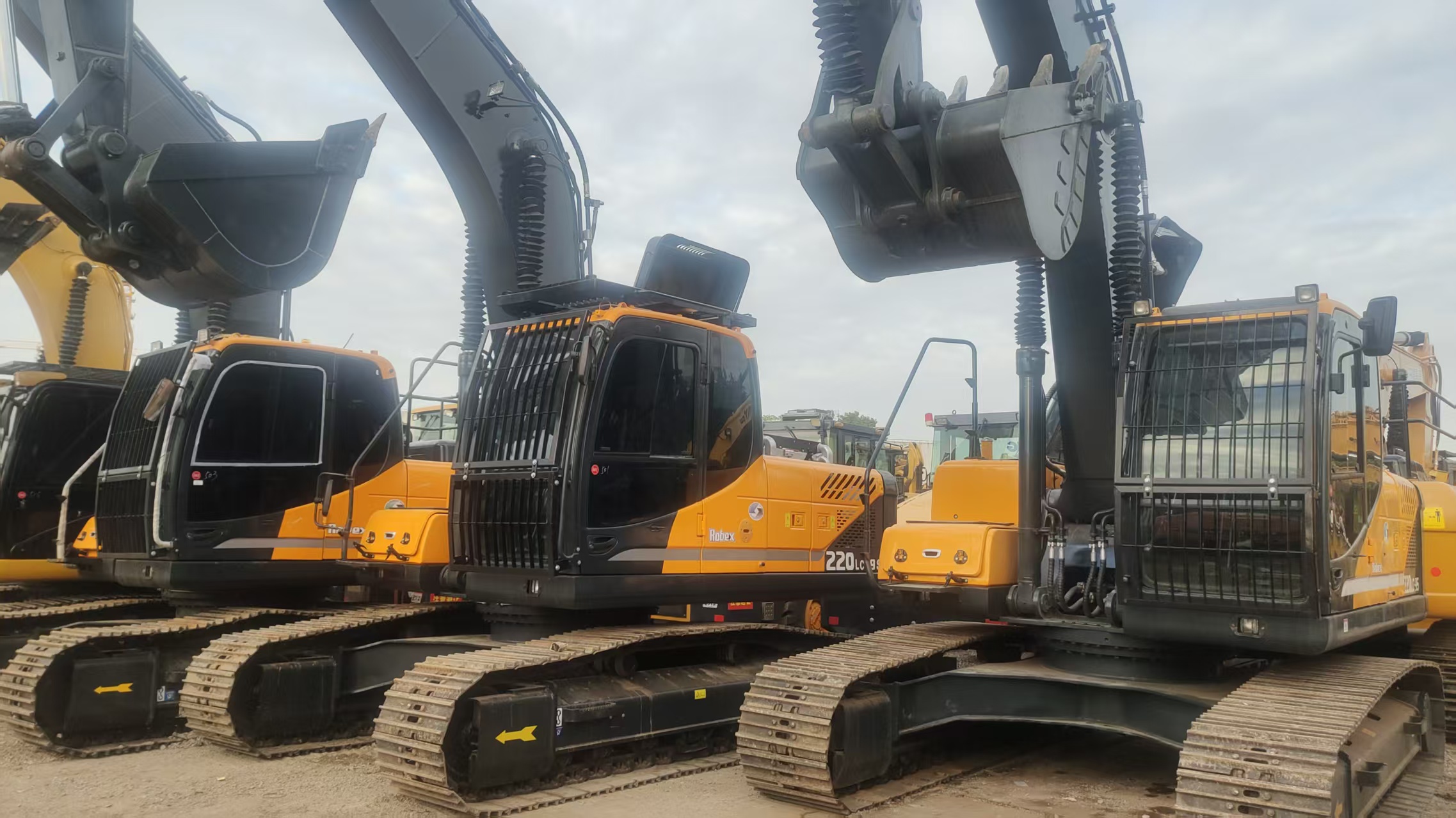 Used excavator inventory at the Shanghai supply yard